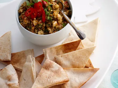 Cashew, chilli and coriander dip