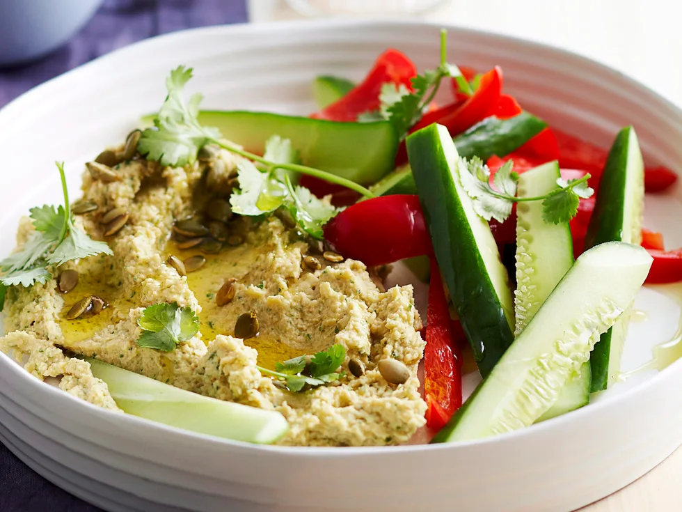 Coriander hummus with pepitas