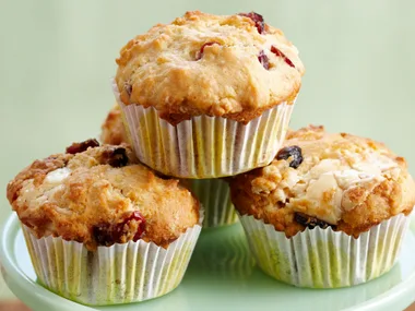 Cranberry and white chocolate muffins