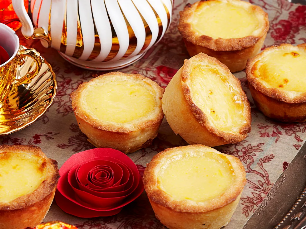 Egg custard tarts