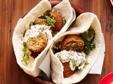 Falafel pita pockets