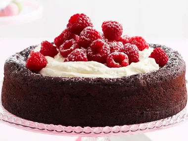 Flourless chocolate and hazelnut cake