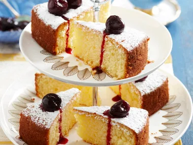 Ginger, coconut and pineapple slice