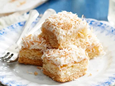 Ginger, coconut and pineapple slice