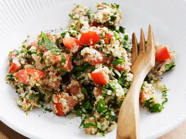 Gluten-free tuna and quinoa tabouli
