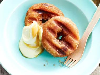 Grilled doughnuts and caramel mascarpone
