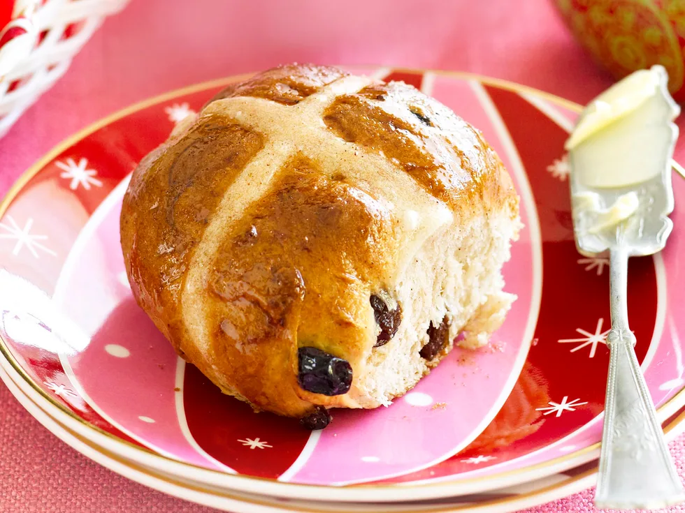 Hot cross buns