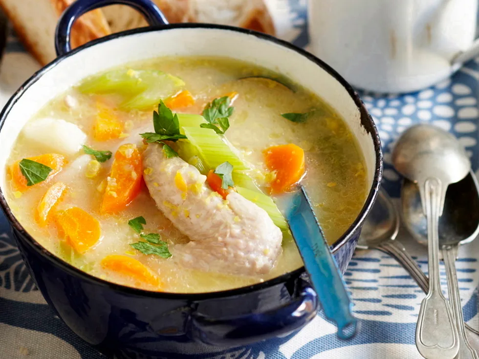 Quick chicken and vegetable soup