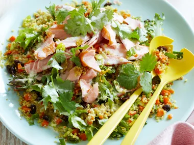 Quinoa salmon salad