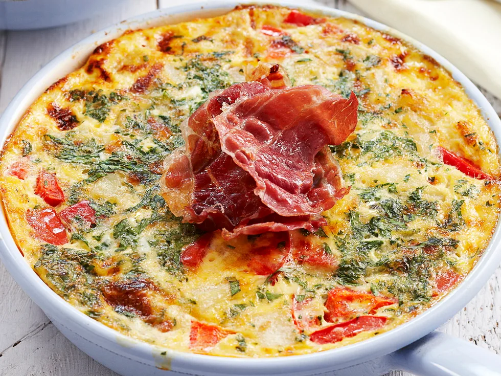Red capsicum, potato and parsley frittata