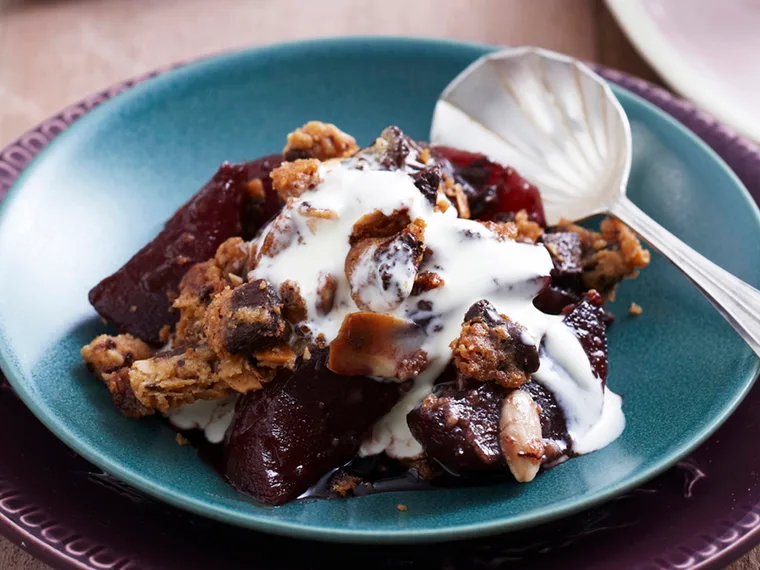 Red wine pears with chocolate crumble