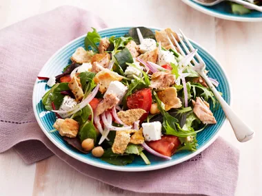 Salmon and chickpea fattoush