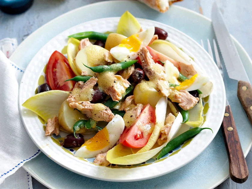 Salmon nicoise