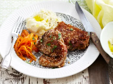 Sesame chops and honey glazed carrots