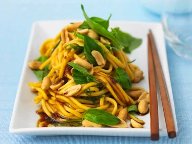 Sesame noodles with peanuts and basil
