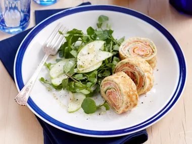 Smoked salmon omelette rolls