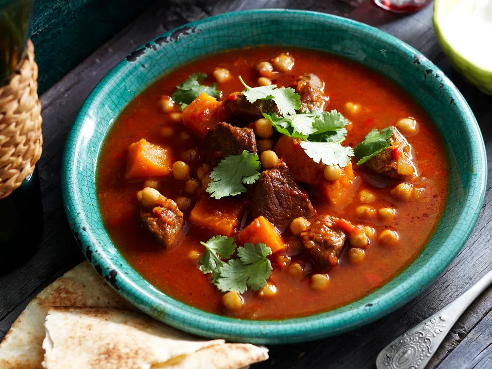Spiced lamb and pumpkin soup