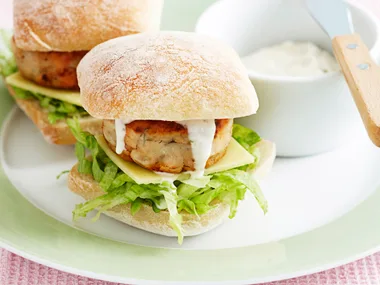 Super salmon burgers