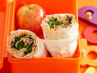 Sweet chilli tuna wrap