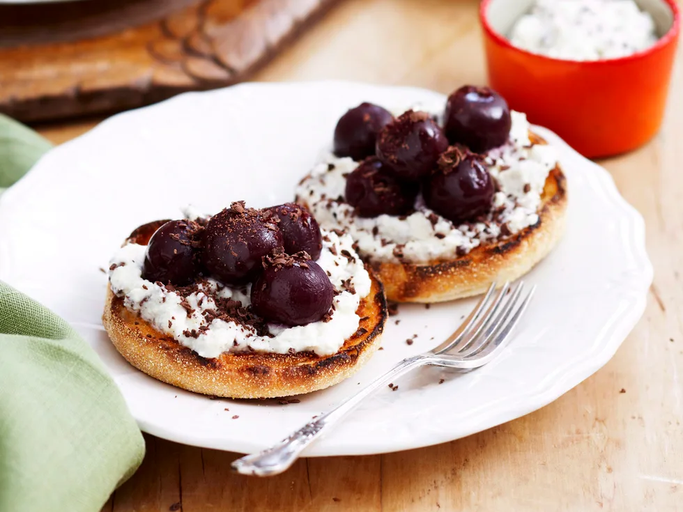 Sweet ricotta, cherry and chocolate