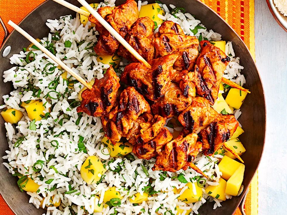 Tandoori chicken with coconut bananas