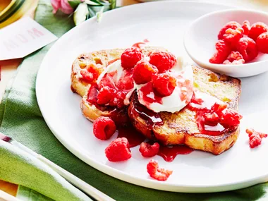 French toast with raspberry caramel