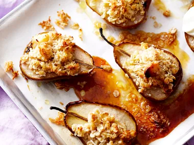 Healthy crumbled pears
