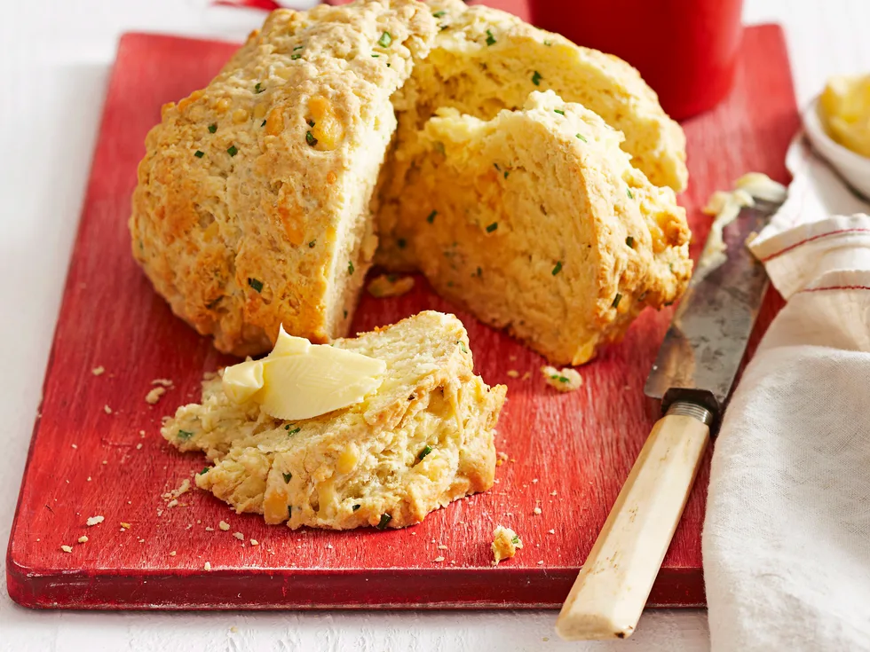 Herb and cheese damper