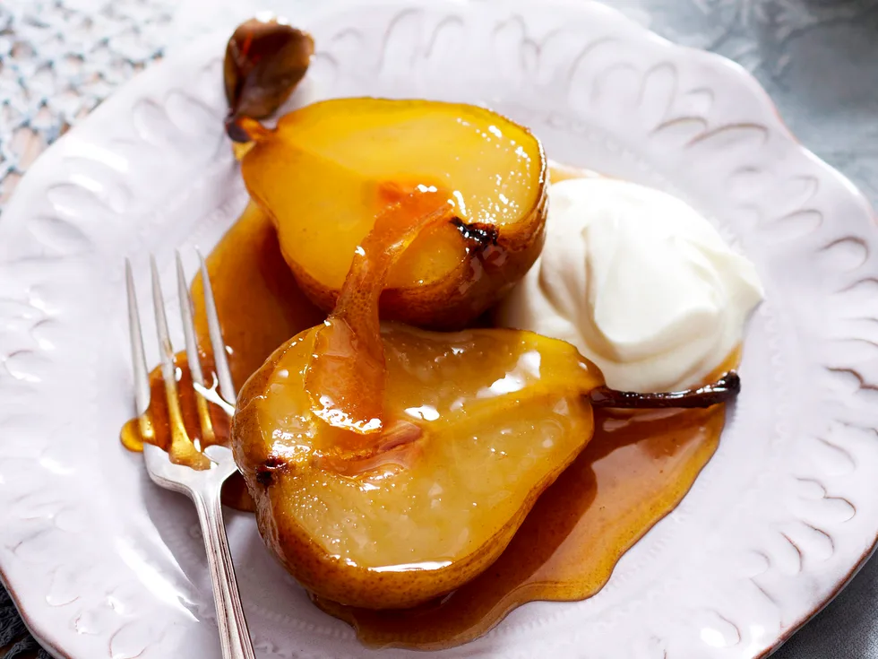 Honey and cinnamon roasted pears