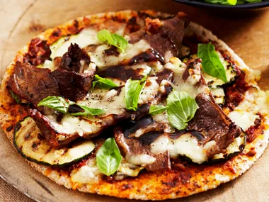 Pesto beef pitas