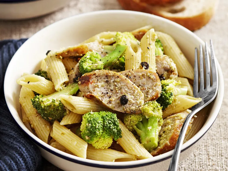 Sausage and broccoli pasta