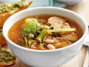 Sausage and white bean soup