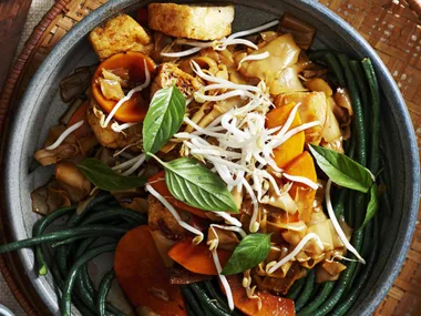 Sticky pumpkin and rice noodles