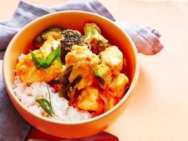 Tamarind and chilli fish curry