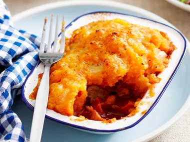 Vegie and bean pot pies