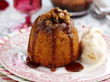 Walnut treacle puddings