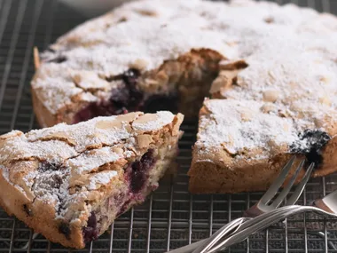 Cherry Pecan Cake