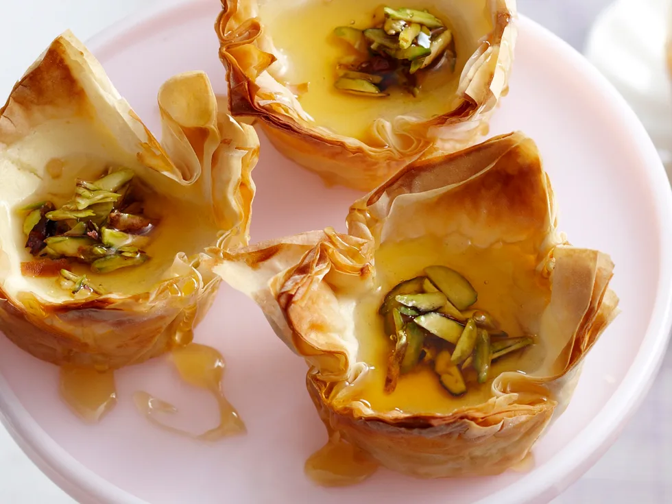 White chocolate baklava cheesecakes