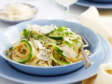 Zucchini carbonara