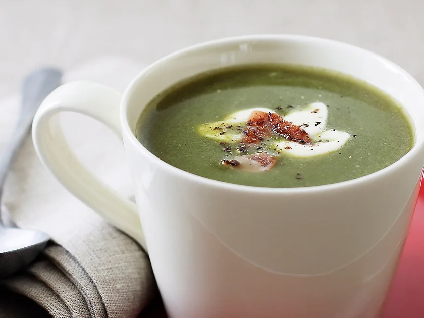 Creamy spinach and potato soup