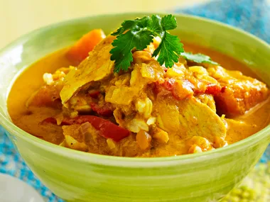 Coconut curry chicken soup