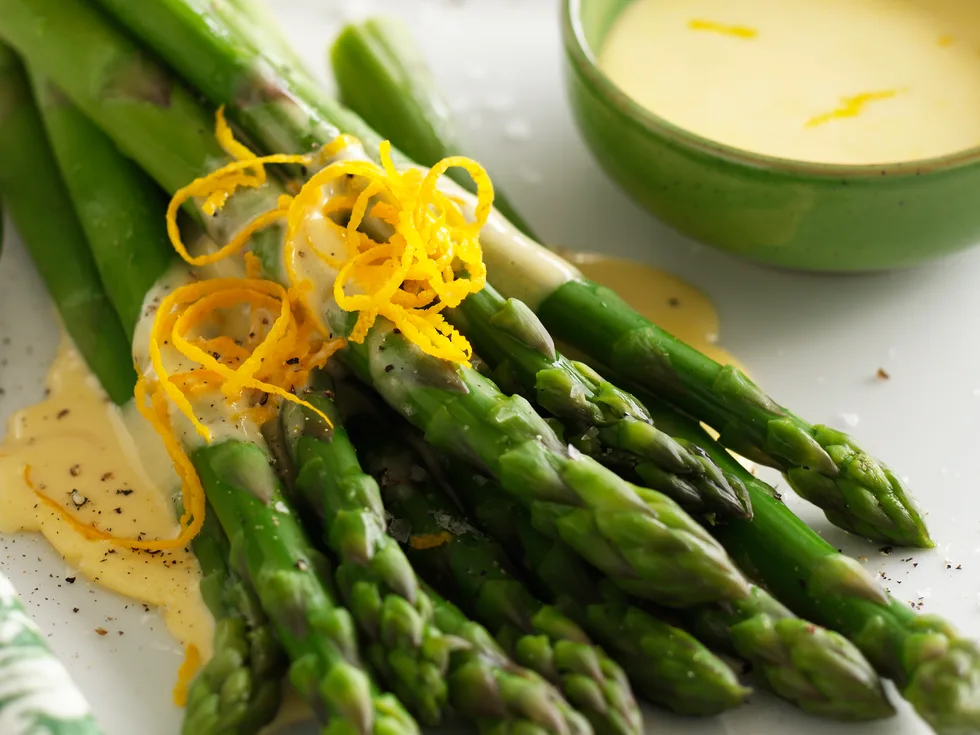 Asparagus with Maltaise Sauce