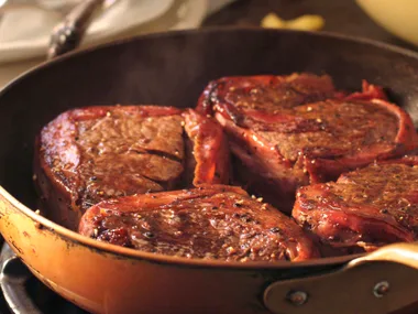 Filet Mignon with Bernaise Sauce