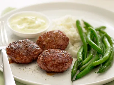 Tandoori Lamb Patties with Yogurt Sauce