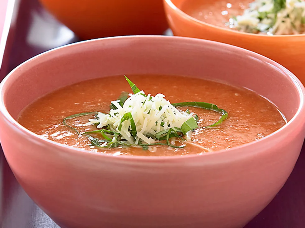 Bread and Tomato Soup with Basil
