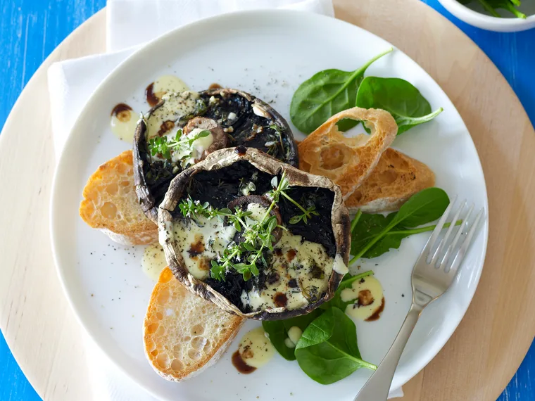 Barbecued mushrooms with parmesan cream