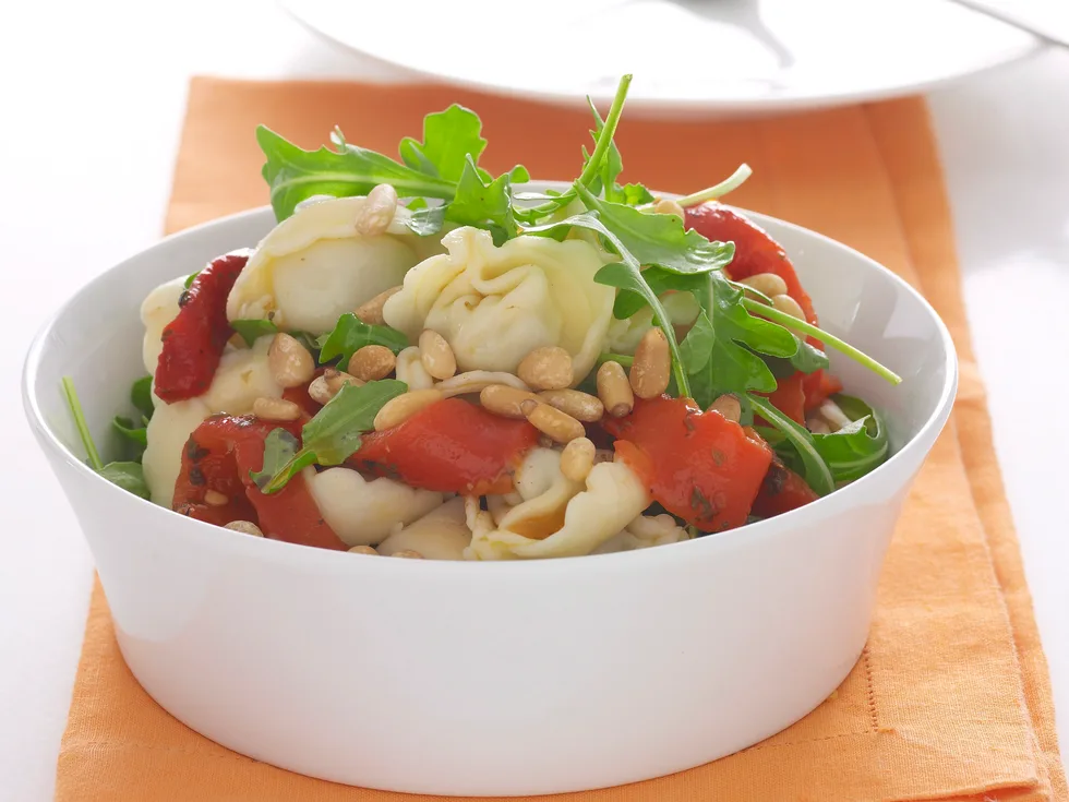 Capsicum and rocket tortellini salad
