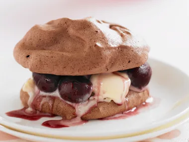 Chocolate Meringues with Cherries