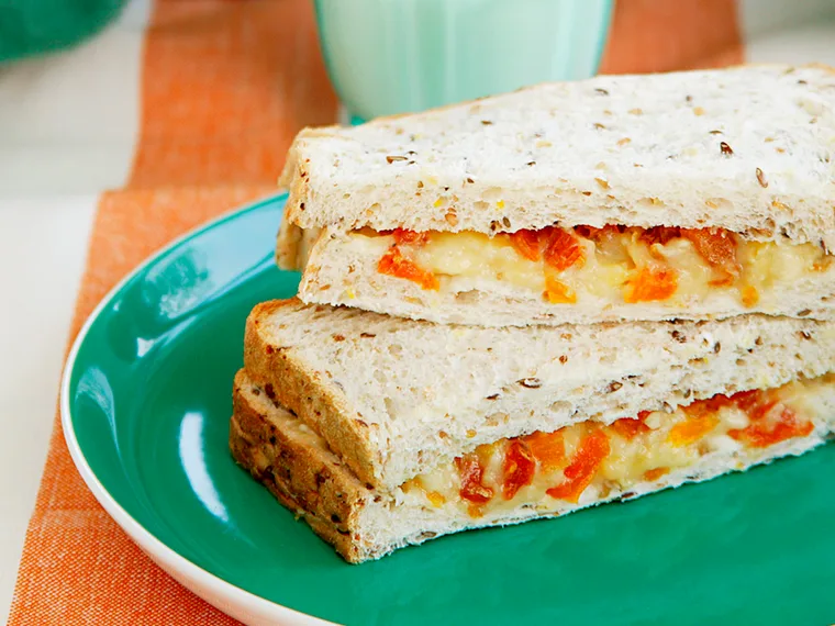 Creamy Banana and Apricot Sandwich