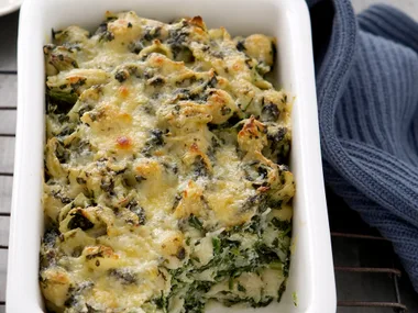 Creamy spinach pasta bake